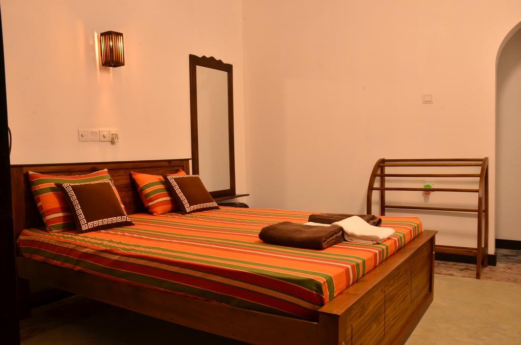 Aknara Rest Hotel Weligama Exterior photo